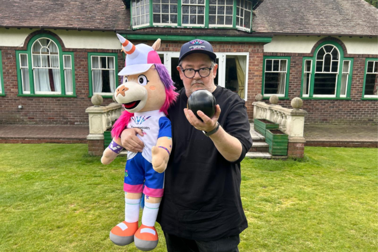 COMEDIAN JOHNNY VEGAS ENDORSES BOWLS AND PARA BOWLS AT GLASGOW 2026 COMMONWEALTH GAMES AS £10 TICKETS LAUNCHED